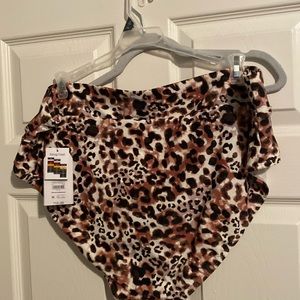 38 - NWT !! leopard swim bottoms